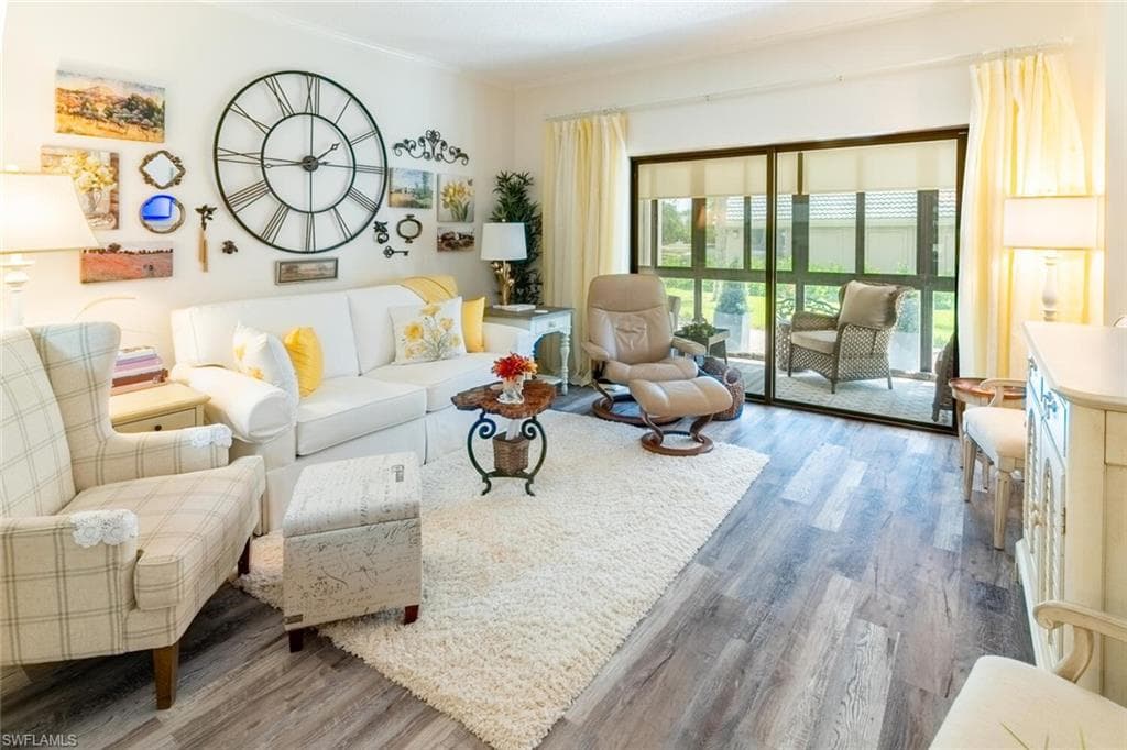201 Arbor Lake Dr 2-101, Naples, FL 34110-1