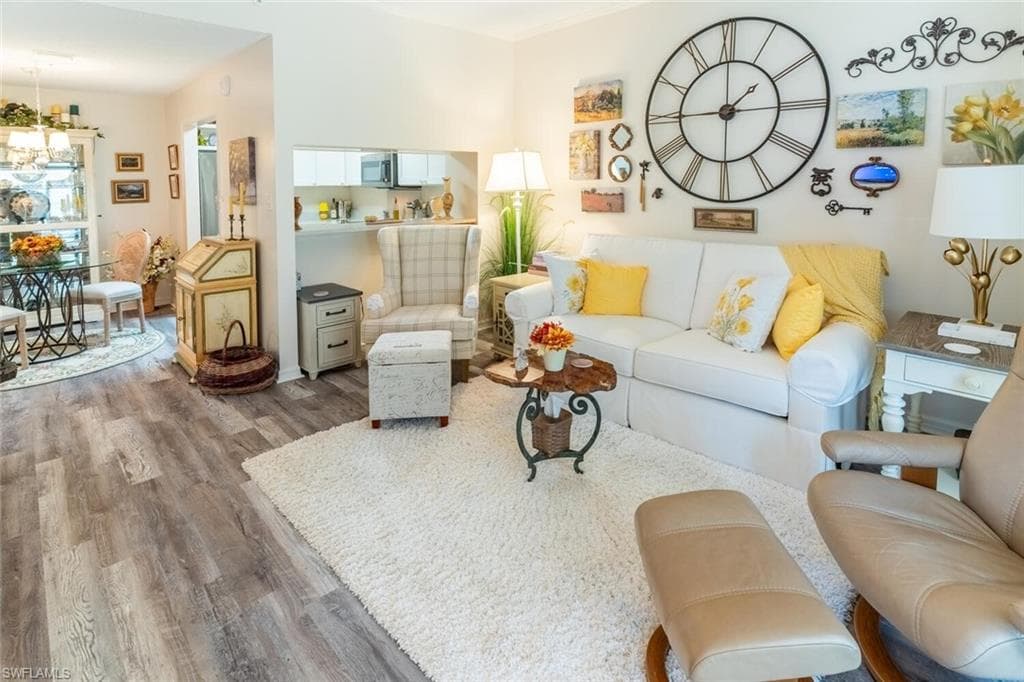 201 Arbor Lake Dr 2-101, Naples, FL 34110-2