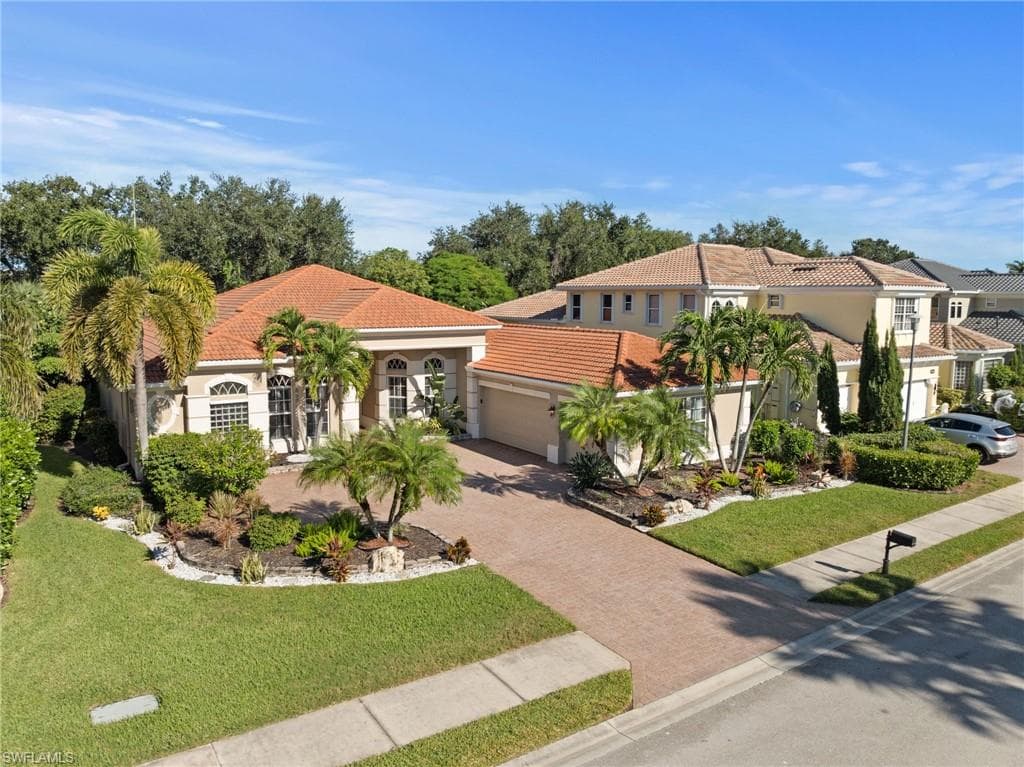 19464 La Serena Dr, Estero, FL 33967-40