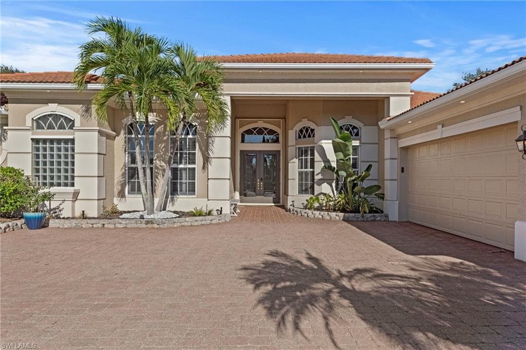 19464 La Serena Dr, Estero, FL 33967-7