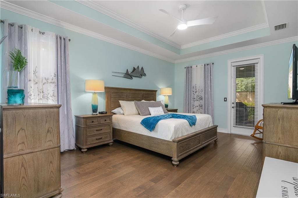 10167 Avonleigh Dr, Bonita Springs, FL 34135-18