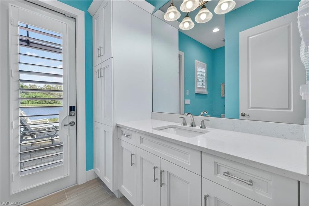 14338 Laguna Springs Ln, Naples, FL 34114-20