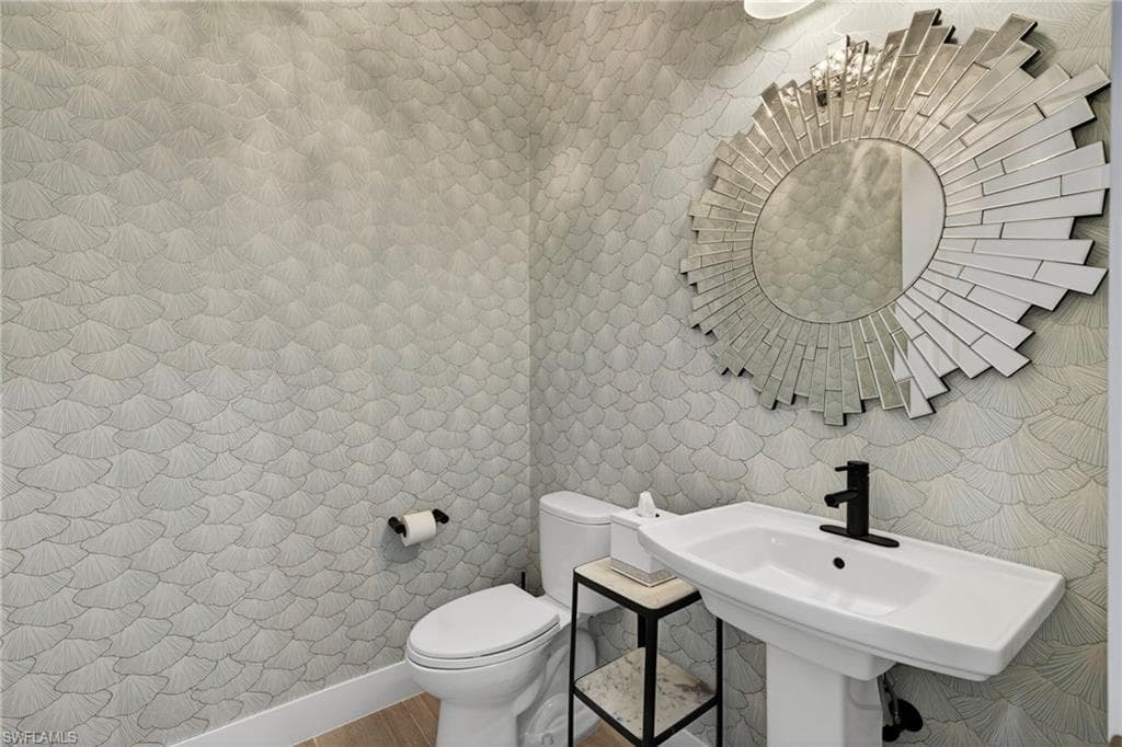 14338 Laguna Springs Ln, Naples, FL 34114-28