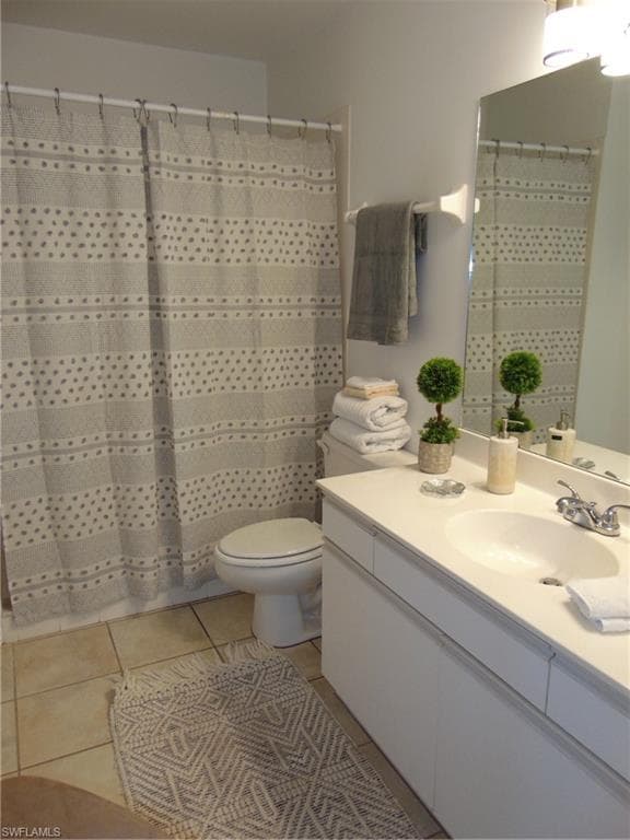 1155 Sarah Jean Cir E202, Naples, FL 34110-18