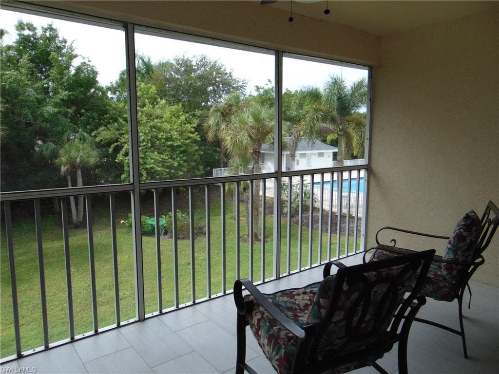1155 Sarah Jean Cir E202, Naples, FL 34110-26