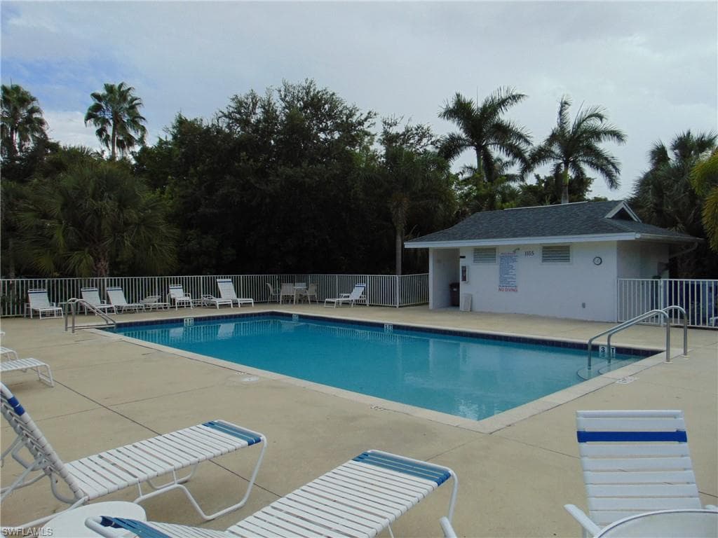 1155 Sarah Jean Cir E202, Naples, FL 34110-31