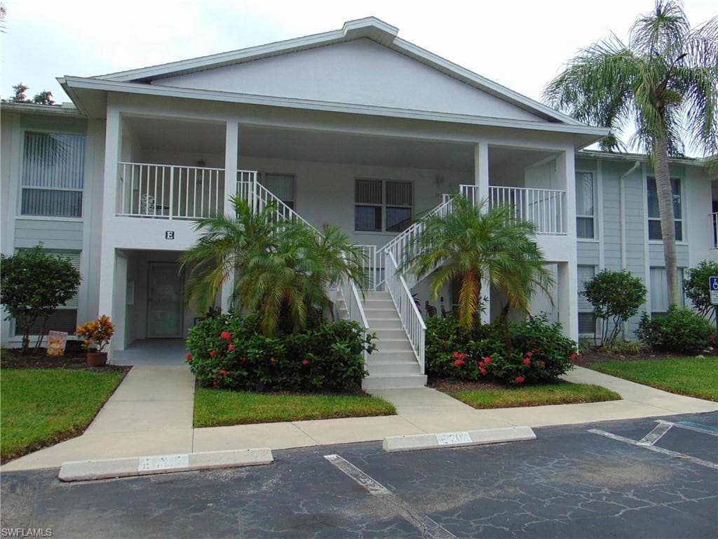 1155 Sarah Jean Cir E202, Naples, FL 34110-2