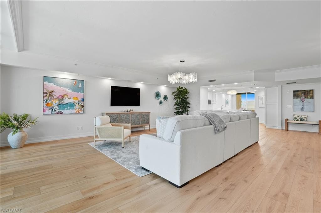 445 Dockside Dr B202, Naples, FL 34110-12
