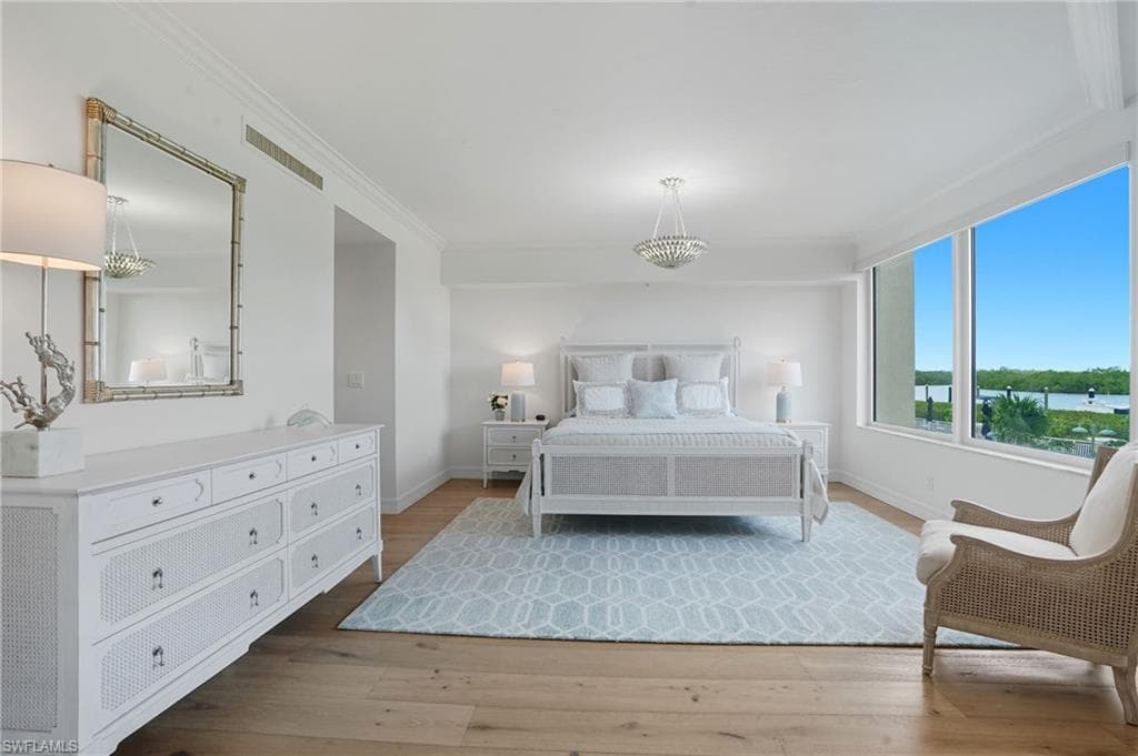 445 Dockside Dr B202, Naples, FL 34110-23
