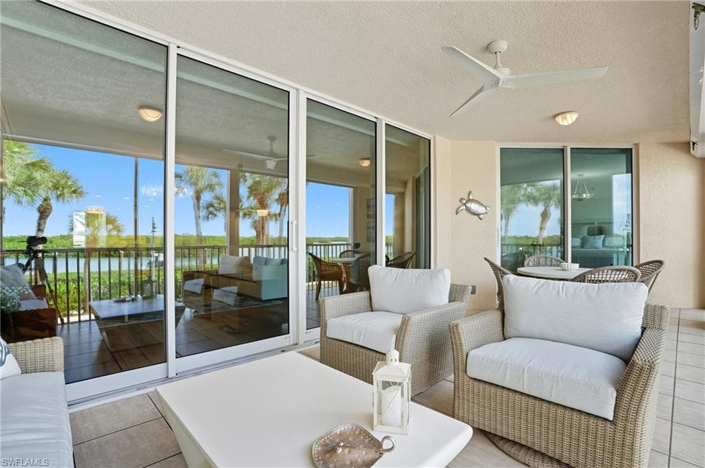 445 Dockside Dr B202, Naples, FL 34110-35
