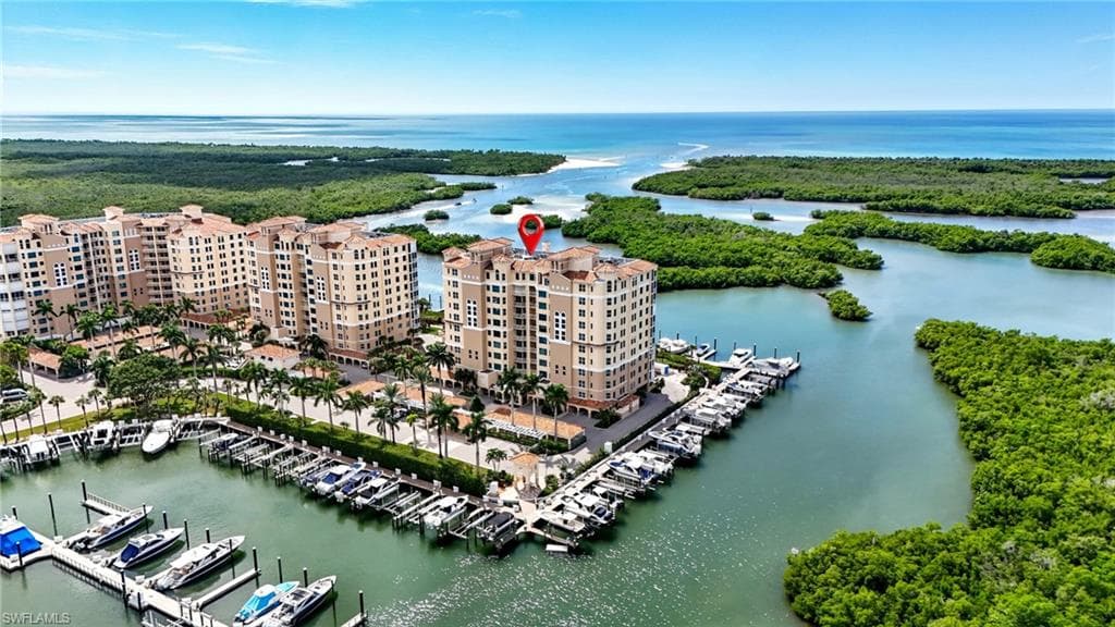 445 Dockside Dr B202, Naples, FL 34110-3