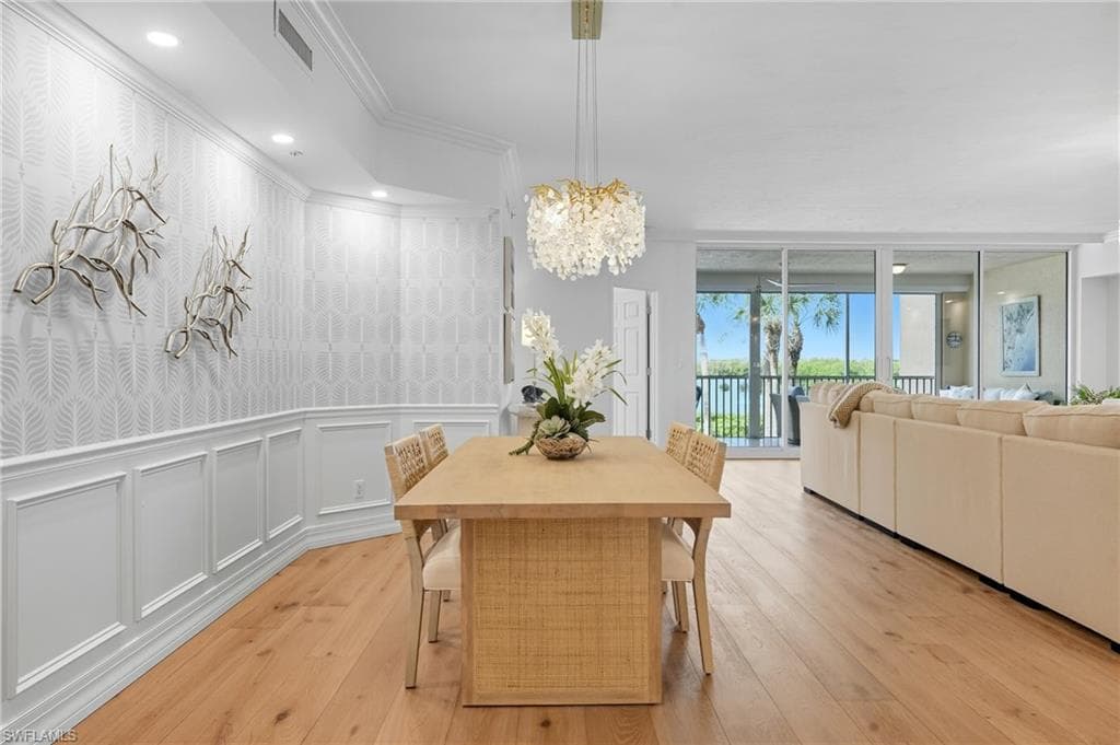445 Dockside Dr B202, Naples, FL 34110-7