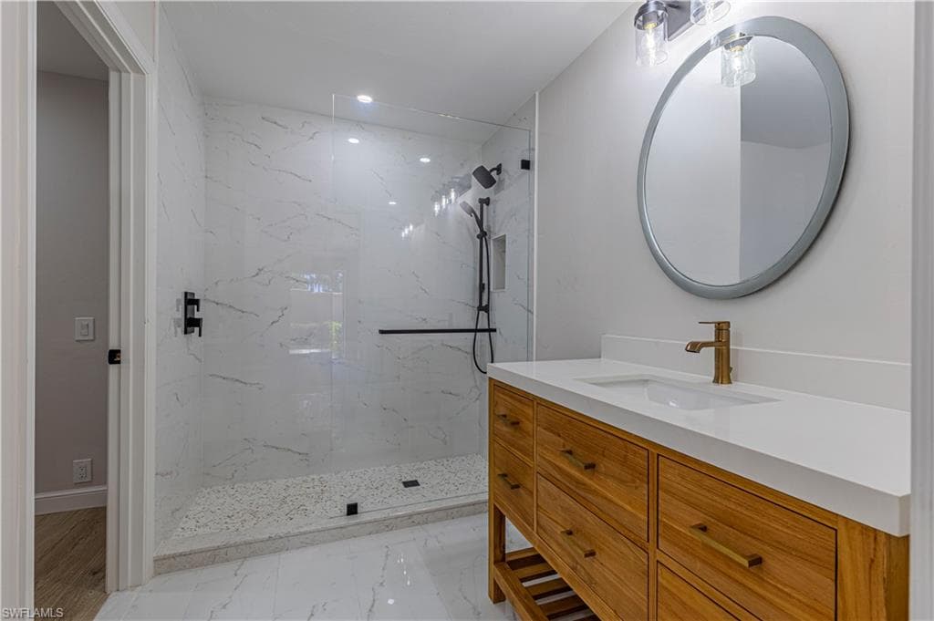 11718 Quail Village Way 17, Naples, FL 34119-17