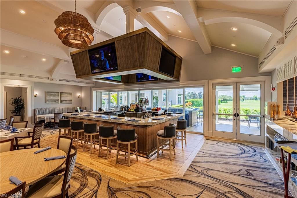 11718 Quail Village Way 17, Naples, FL 34119-26