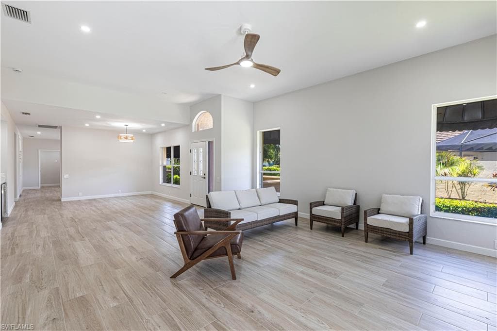 11718 Quail Village Way 17, Naples, FL 34119-4