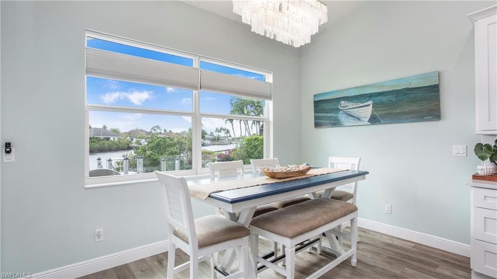 162 Windward Cay, Naples, FL 34114-10