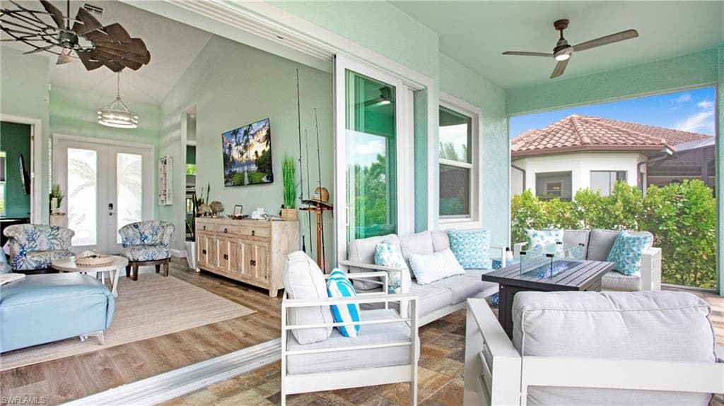 162 Windward Cay, Naples, FL 34114-15