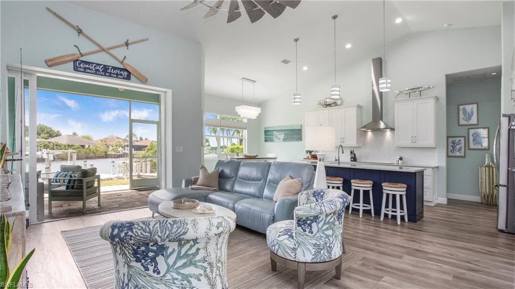 162 Windward Cay, Naples, FL 34114-2