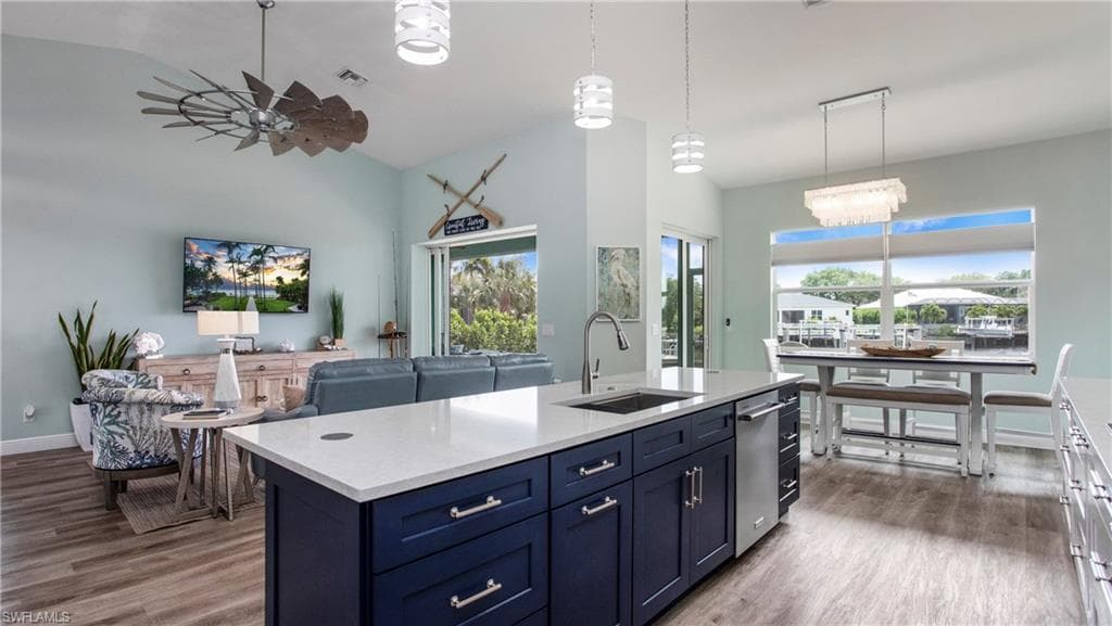 162 Windward Cay, Naples, FL 34114-5