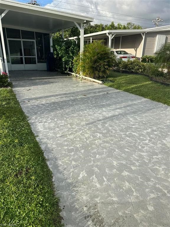 736 Knotty Pine Cir, North Fort Myers, FL 33917-28
