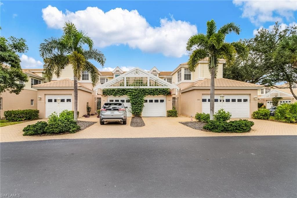 25160 Goldcrest Dr 821, Bonita Springs, FL 34134-27