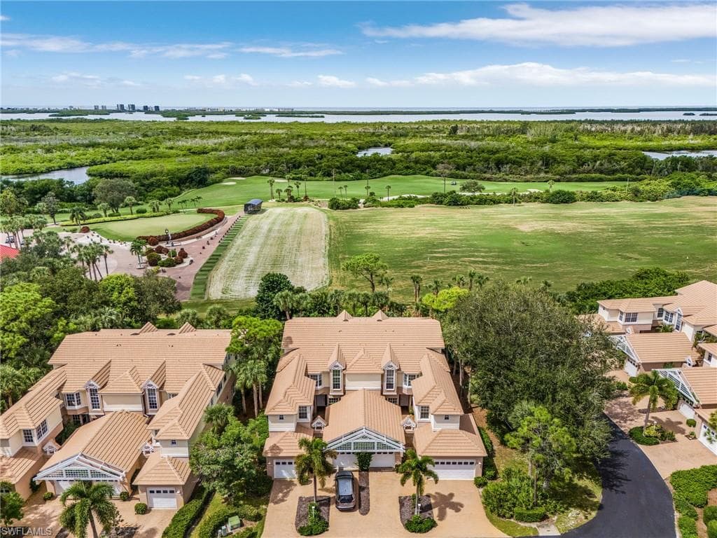 25160 Goldcrest Dr 821, Bonita Springs, FL 34134-32