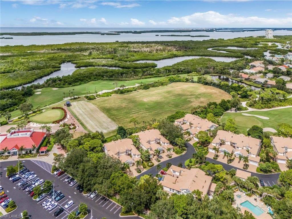 25160 Goldcrest Dr 821, Bonita Springs, FL 34134-34