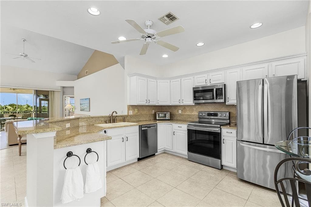 25160 Goldcrest Dr 821, Bonita Springs, FL 34134-3