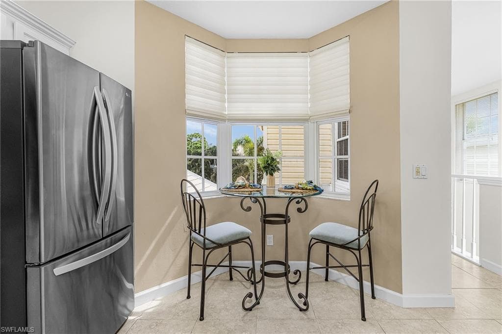 25160 Goldcrest Dr 821, Bonita Springs, FL 34134-5