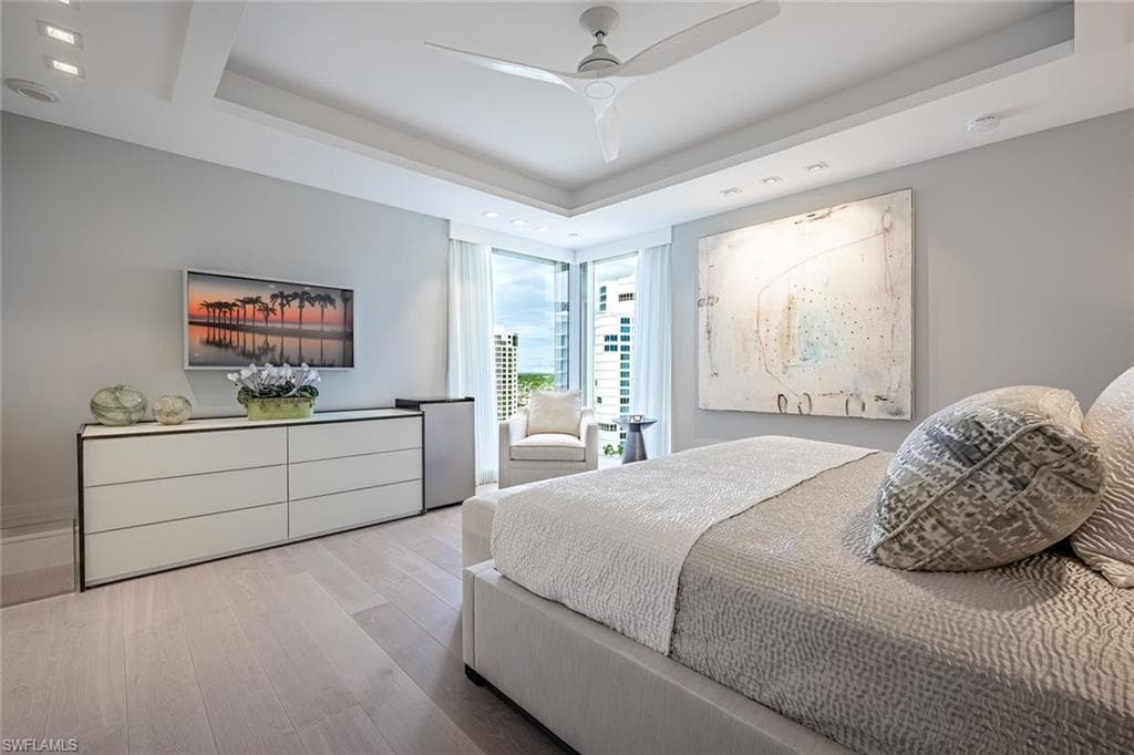 4051 Gulf Shore Blvd N 200, Naples, FL 34103-33