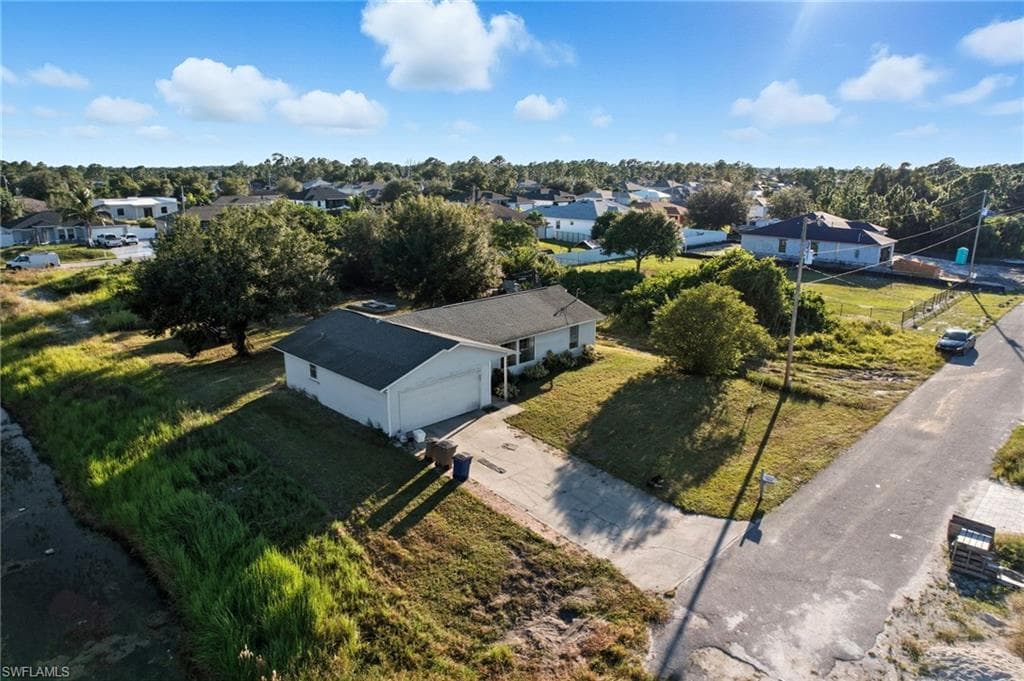 2801 28th St SW, Lehigh Acres, FL 33976-20