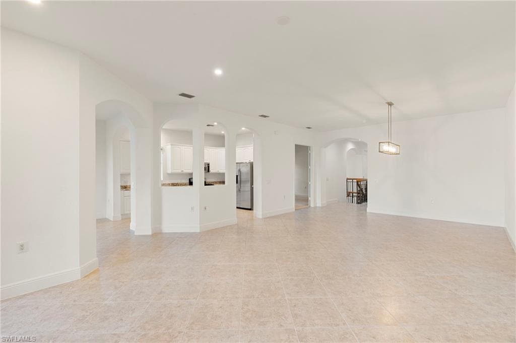 8961 Cherry Oaks Trl 202, Naples, FL 34114-12