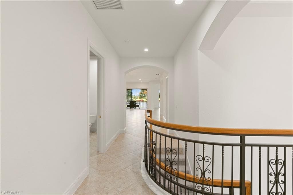 8961 Cherry Oaks Trl 202, Naples, FL 34114-6