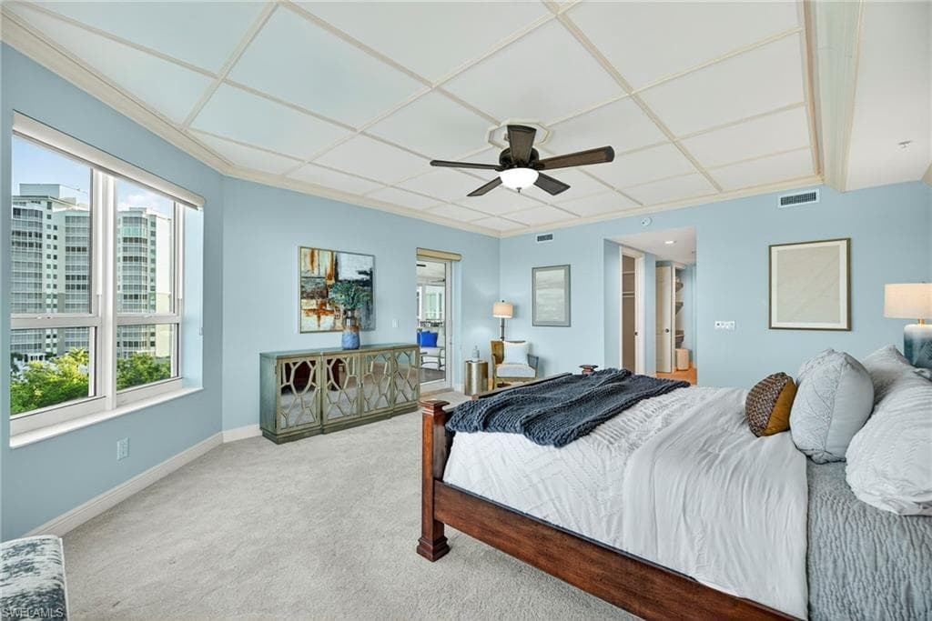 285 Grande Way 804, Naples, FL 34110-29