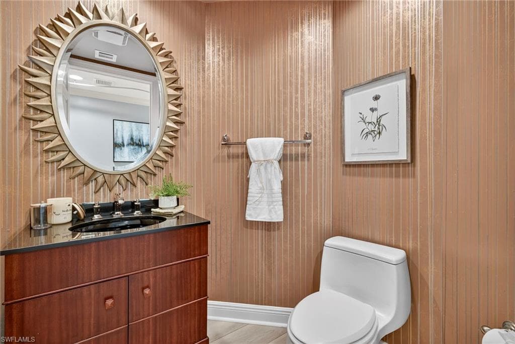 285 Grande Way 804, Naples, FL 34110-34