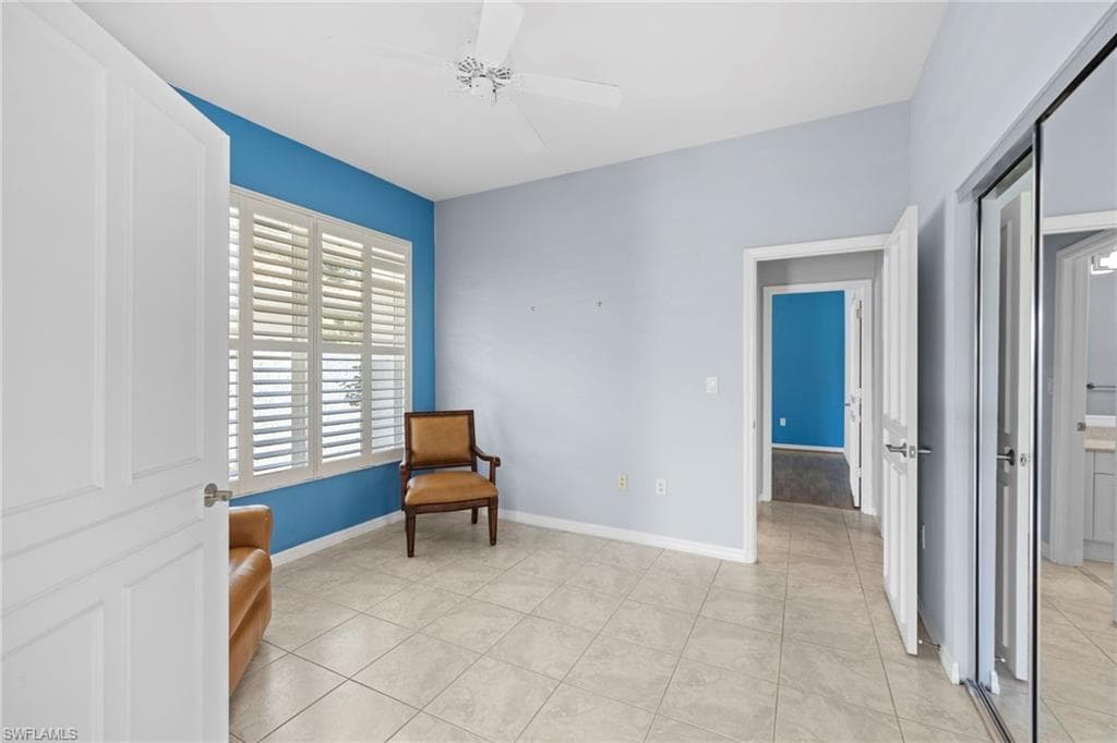 4453 Yacht Harbor Dr, Naples, FL 34112-15