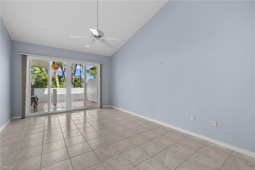 4453 Yacht Harbor Dr, Naples, FL 34112-18