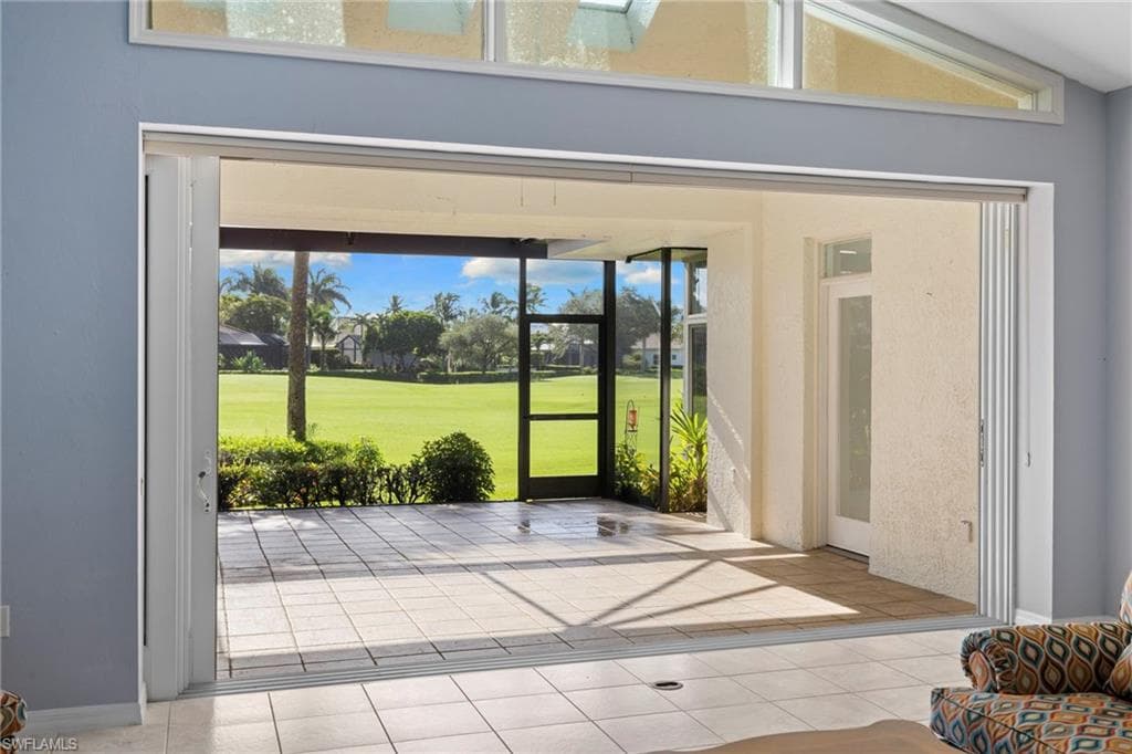 4453 Yacht Harbor Dr, Naples, FL 34112-23