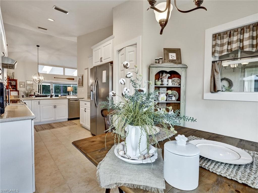 421 Countryside Dr, Naples, FL 34104-11