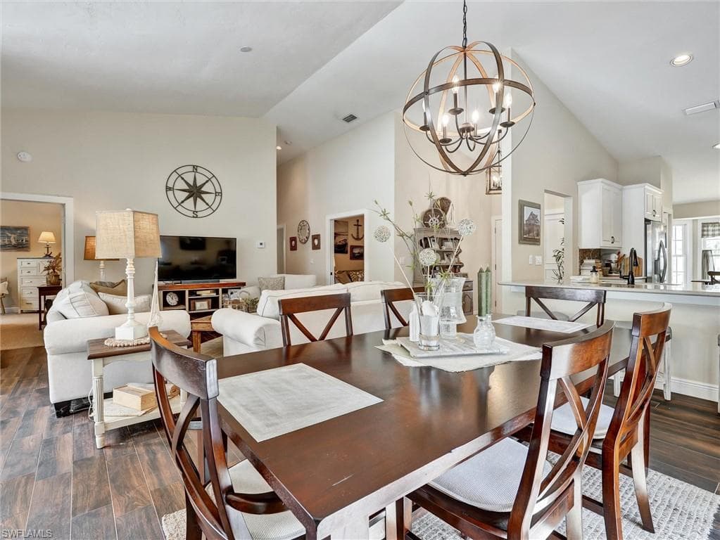 421 Countryside Dr, Naples, FL 34104-16