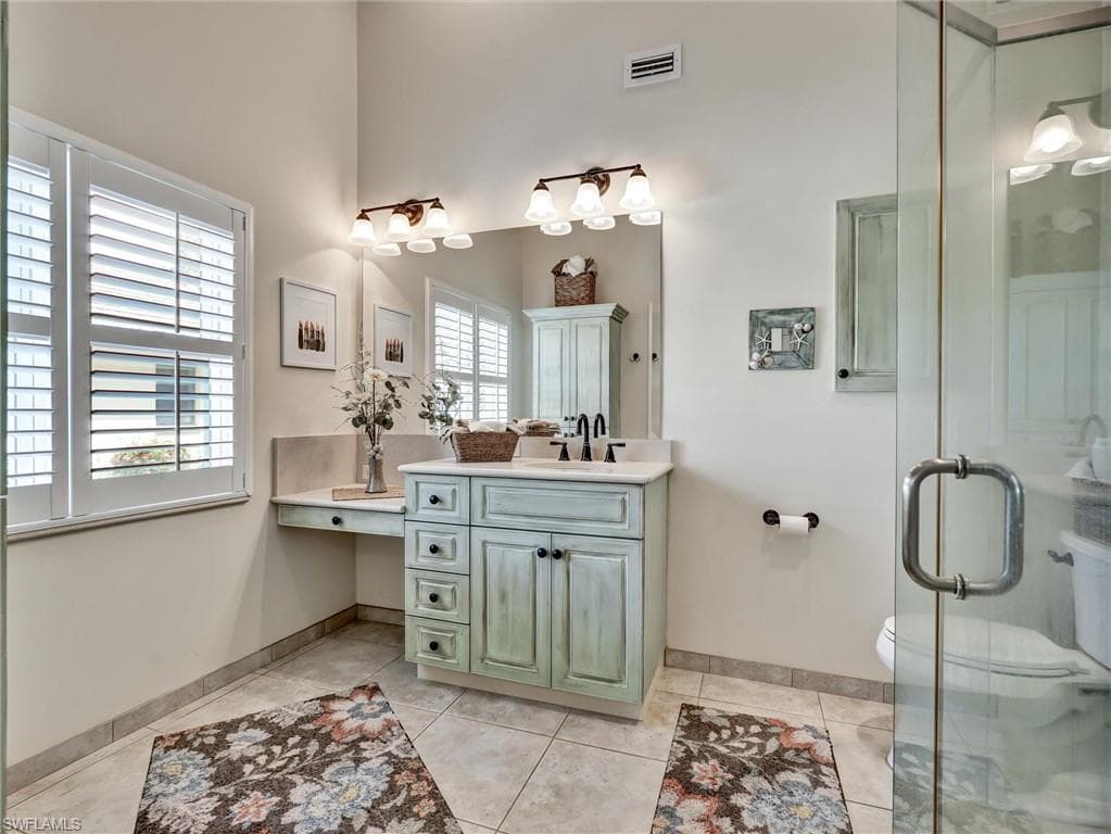 421 Countryside Dr, Naples, FL 34104-22