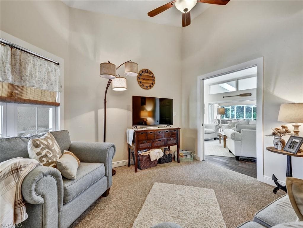421 Countryside Dr, Naples, FL 34104-26