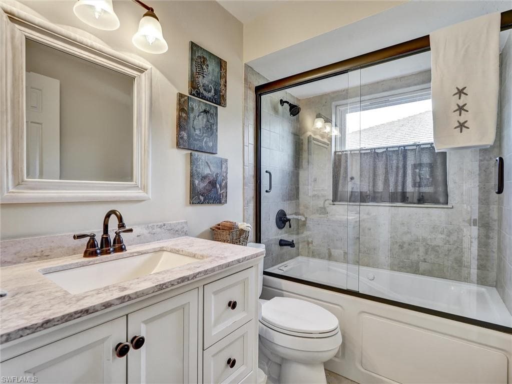 421 Countryside Dr, Naples, FL 34104-27