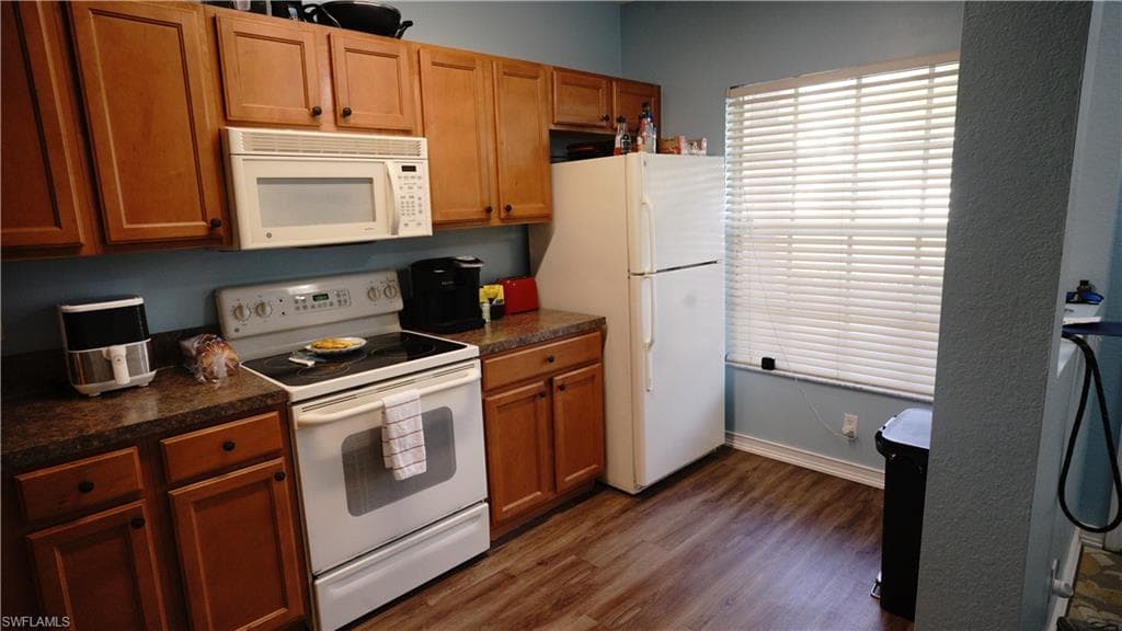 8285 Pacific Beach Dr, Fort Myers, FL 33966-2