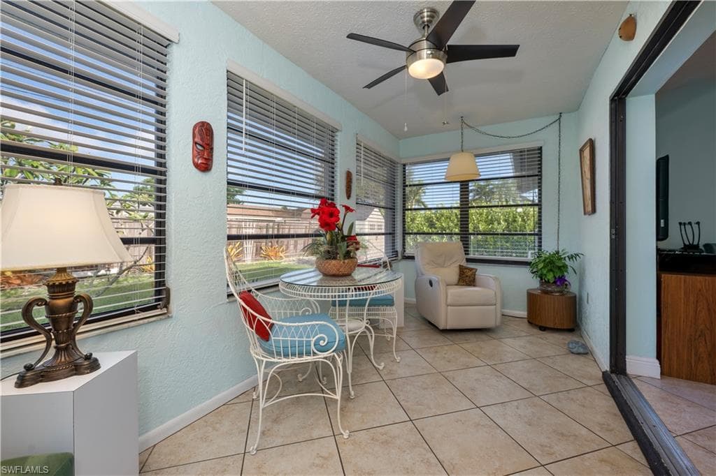 27580 Playa Del Rey Ln, Bonita Springs, FL 34135-16