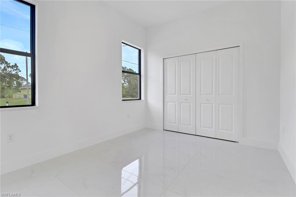 3303 32nd St W, Lehigh Acres, FL 33971-18