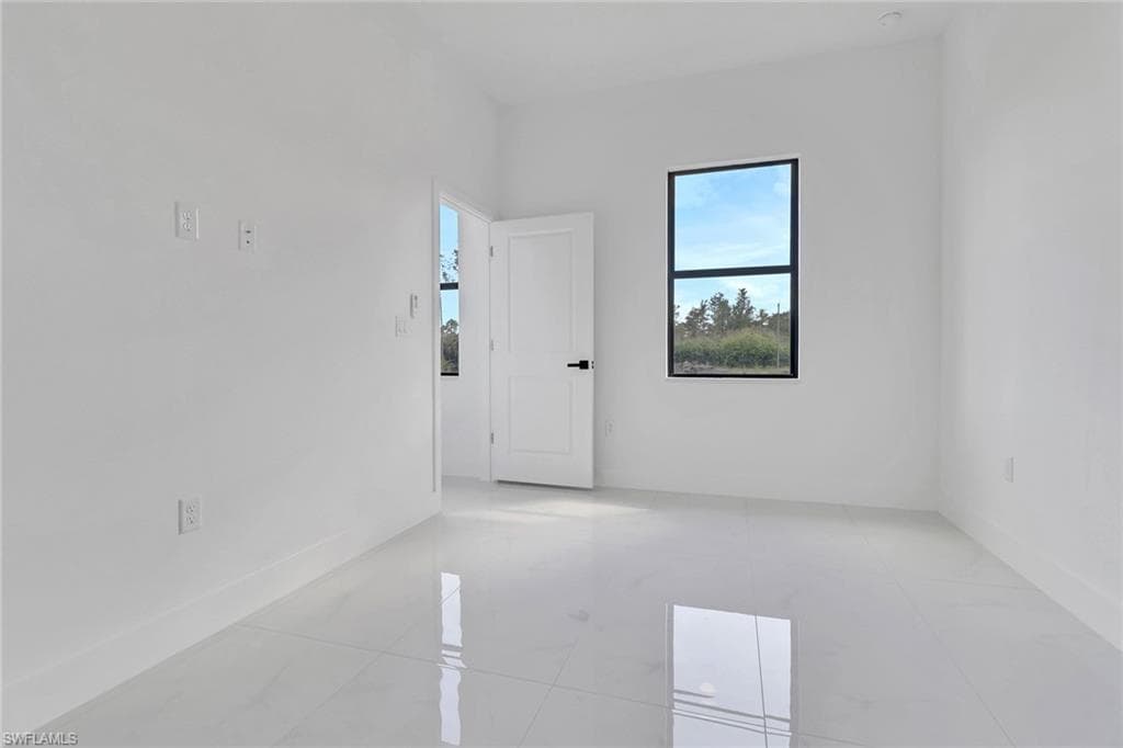 3303 32nd St W, Lehigh Acres, FL 33971-21