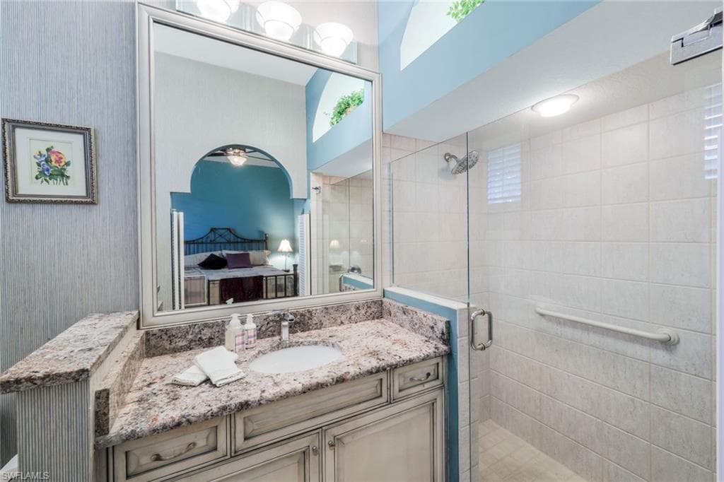 10005 Idle Pine Ln, Estero, FL 34135-27