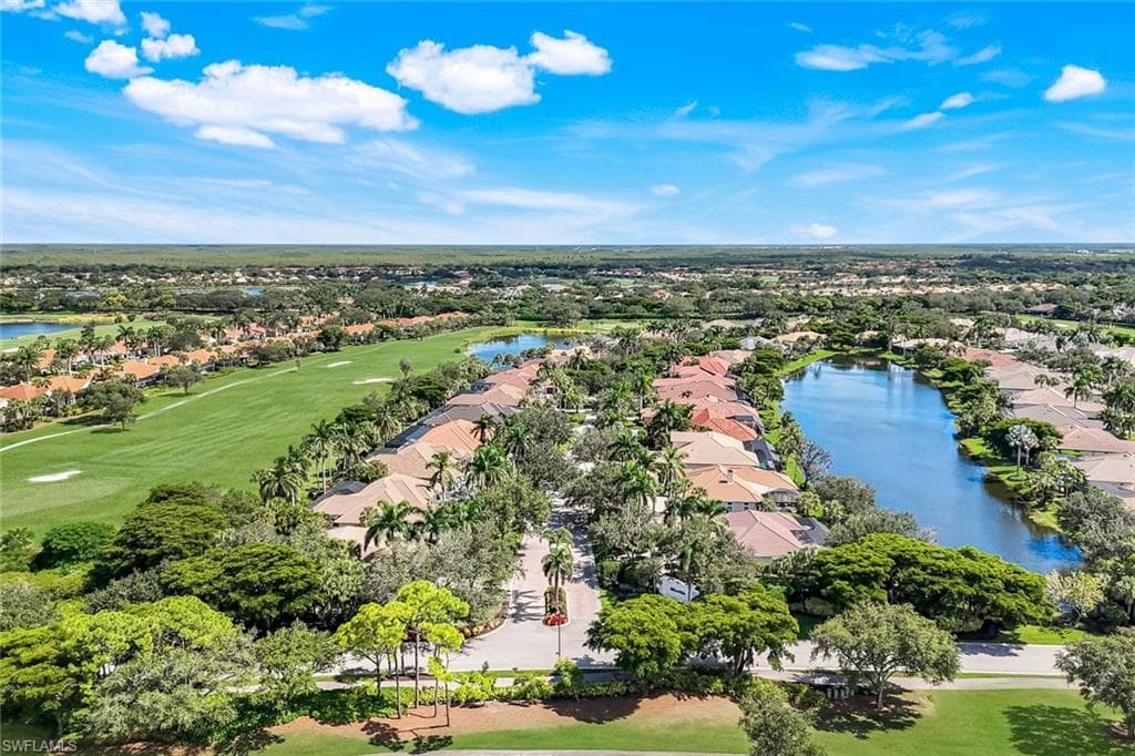 10005 Idle Pine Ln, Estero, FL 34135-3