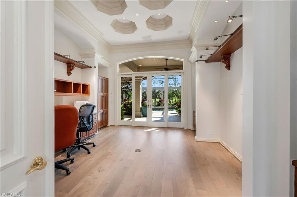 15102 Frescott Way, Naples, FL 34110-11